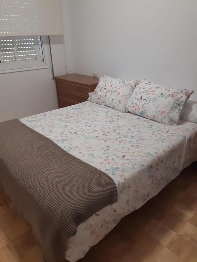 Apartamento Con Terraza Y Vistas Al Mar Lejlighed Bueu Eksteriør billede