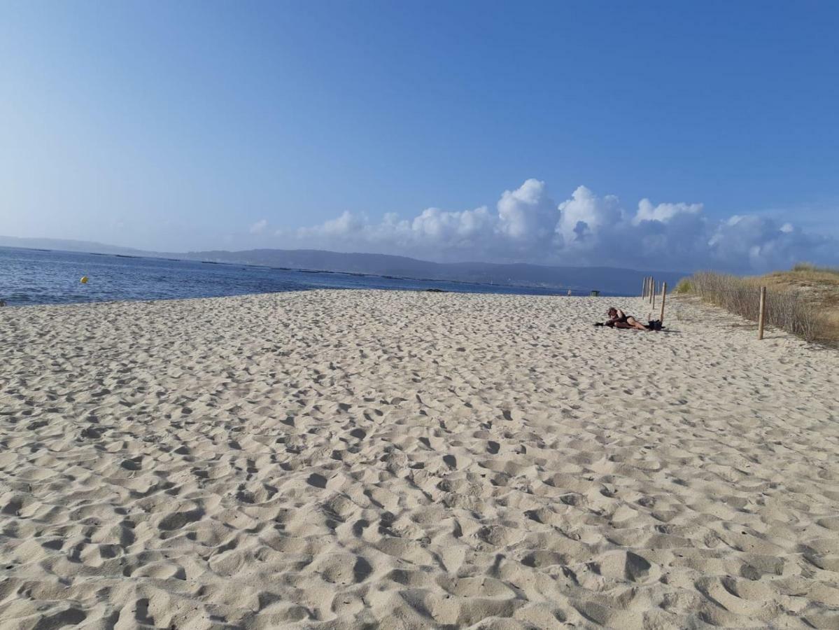Apartamento Con Terraza Y Vistas Al Mar Lejlighed Bueu Eksteriør billede
