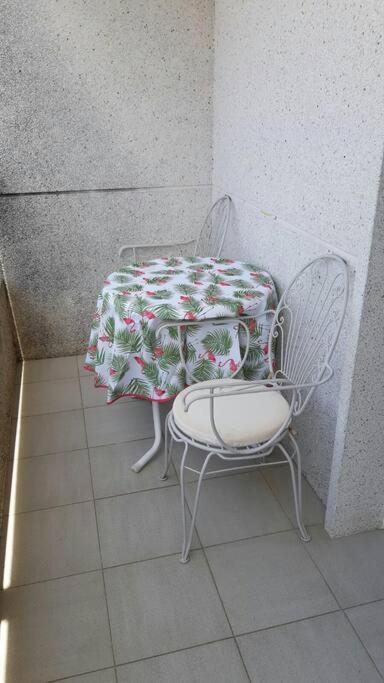 Apartamento Con Terraza Y Vistas Al Mar Lejlighed Bueu Eksteriør billede
